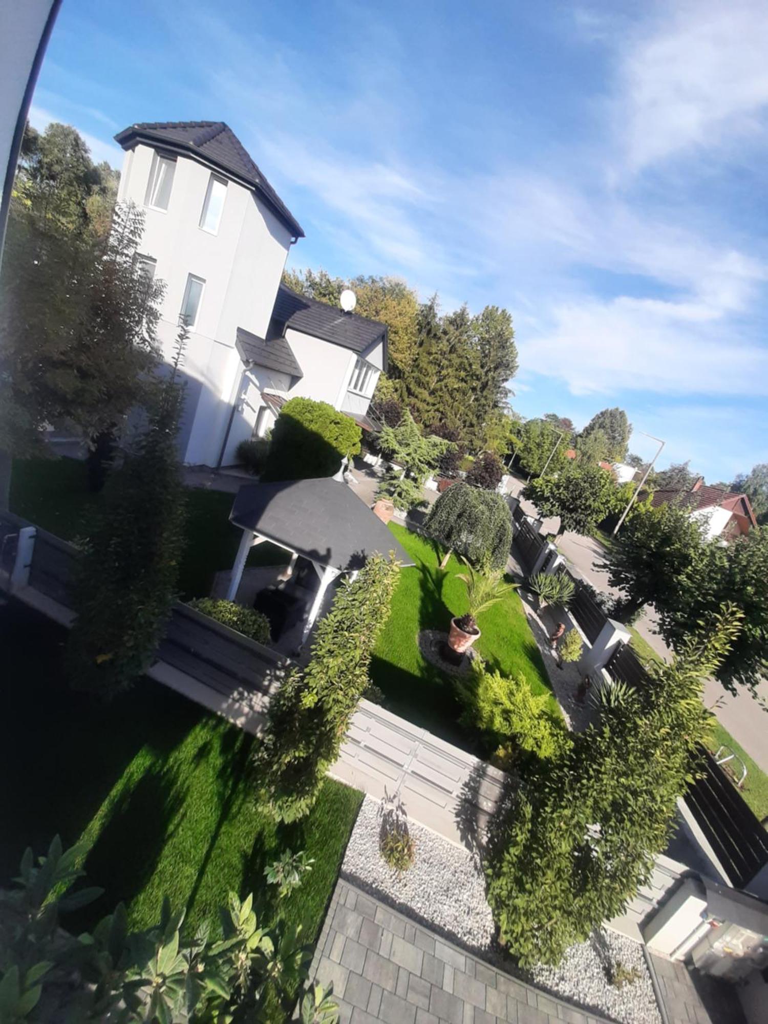 Ancsi Apartmanház Balatonlelle Esterno foto